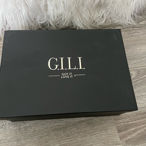 Brand New GILI Neutral Color Block Pointed Toe Pumps Soft Suede size 7 Gorg!👠❣️ - Picture 10 of 12